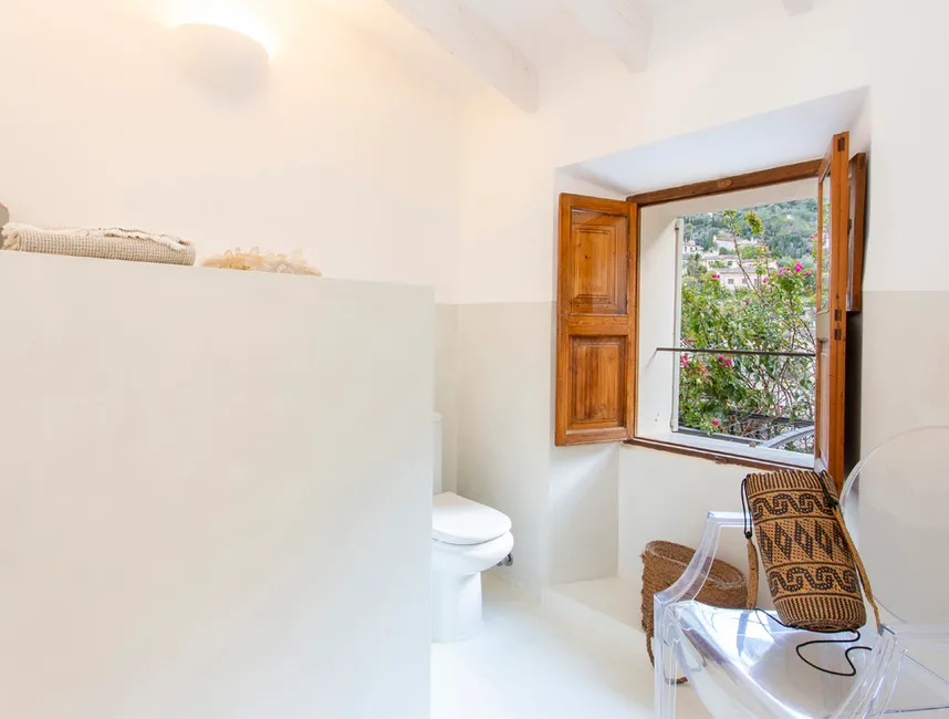 Charming Village Townhouse - Holiday rental-10