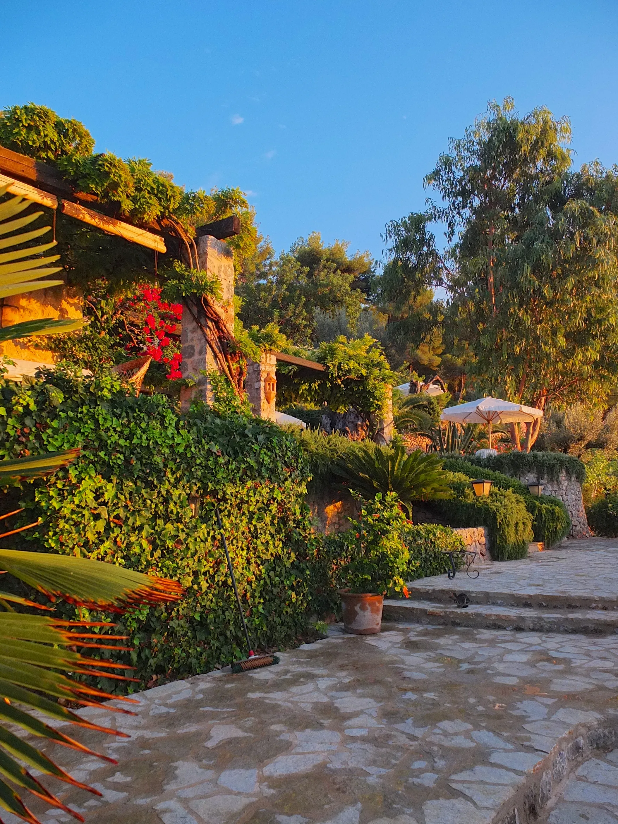 Finca romántica con impresionantes vistas al mar y puestas de sol-14
