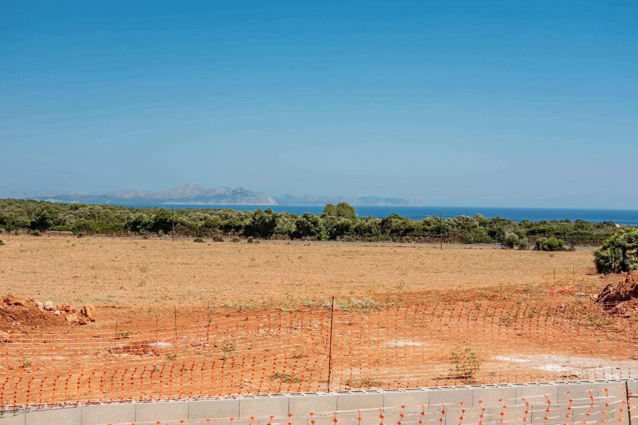 Finca à construire dans un endroit unique près de Colònia de St. Pere-3