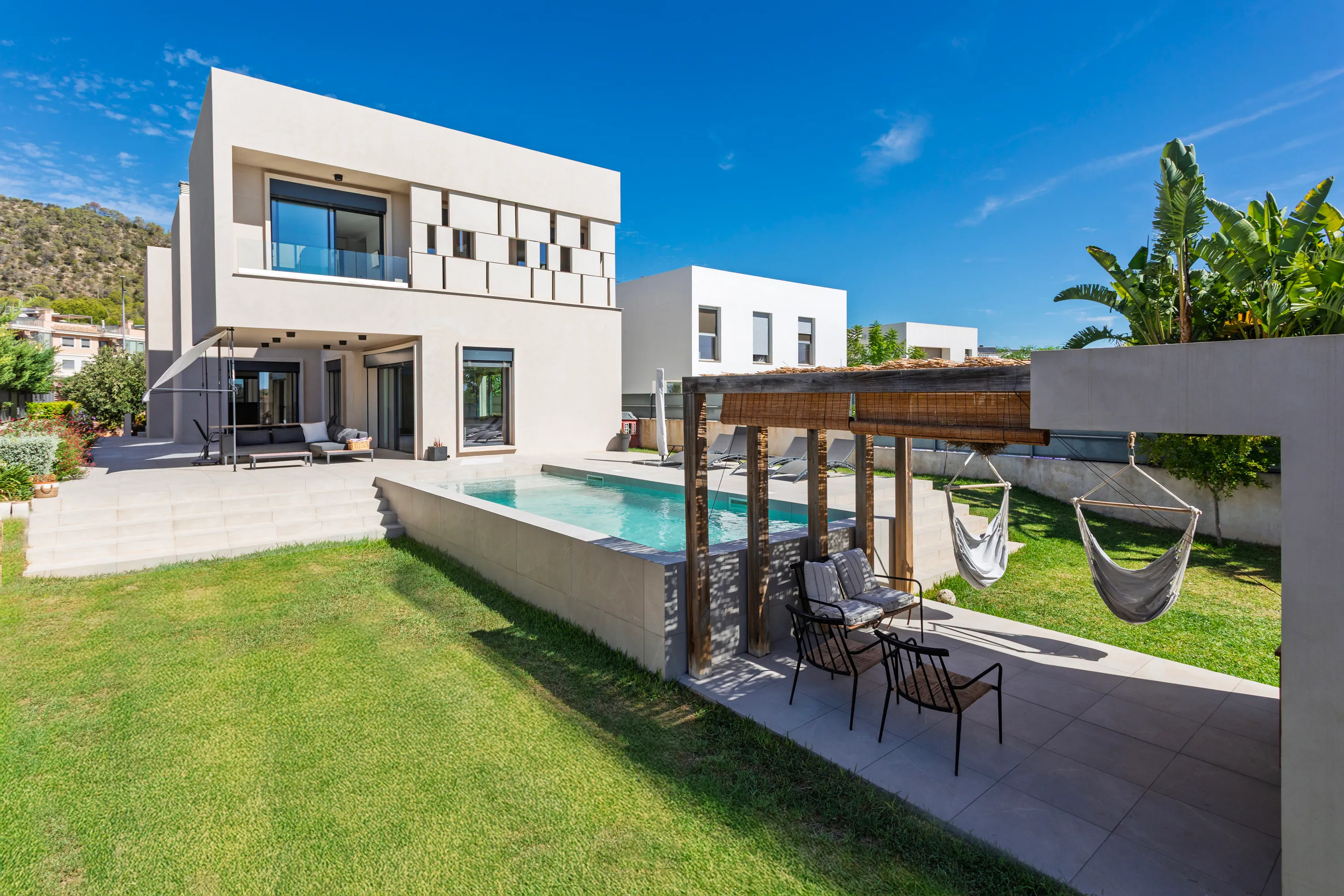 Impresionante villa familiar en una ubicación privilegiada-1