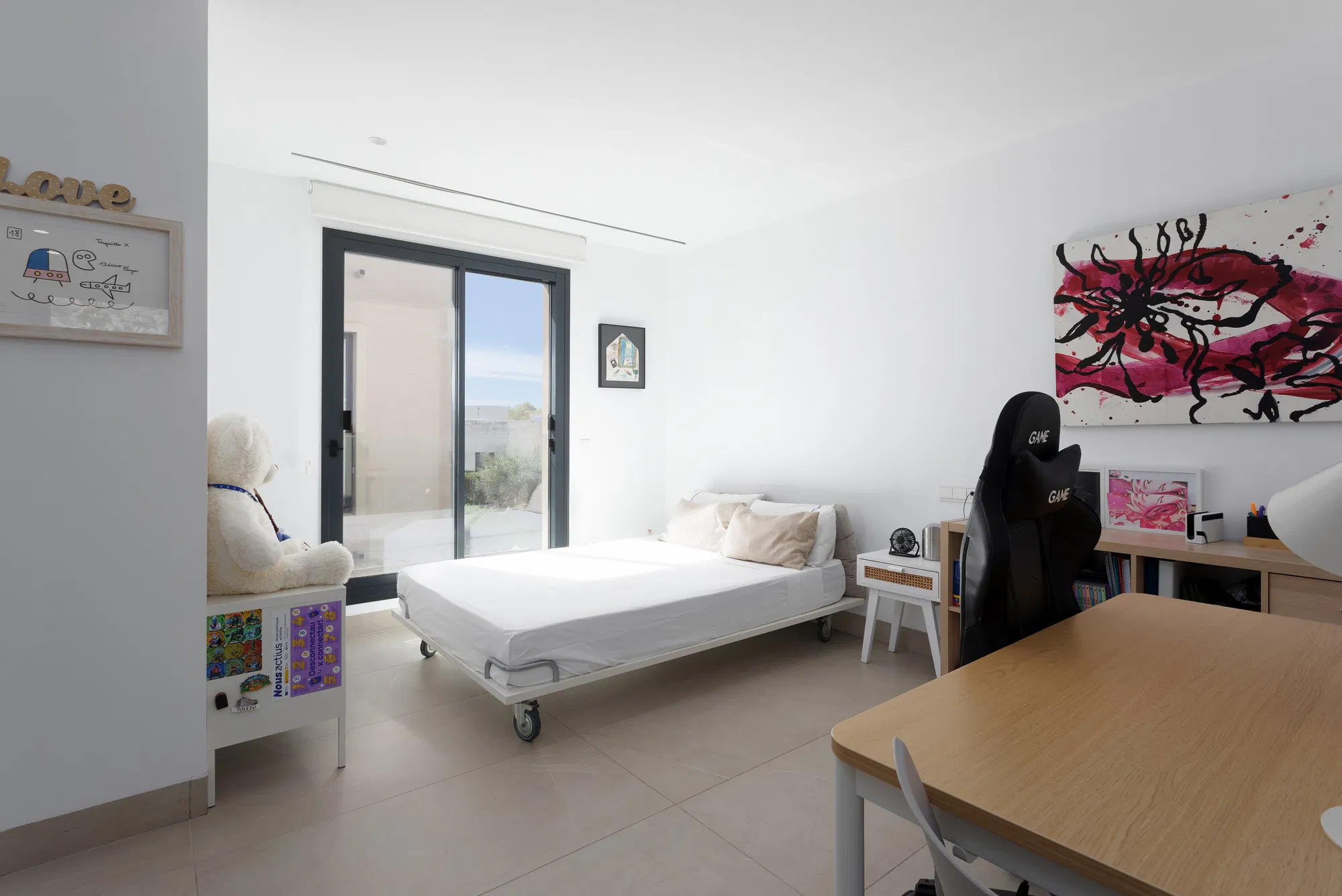 Impressionant vila familiar en una ubicació privilegiada-19