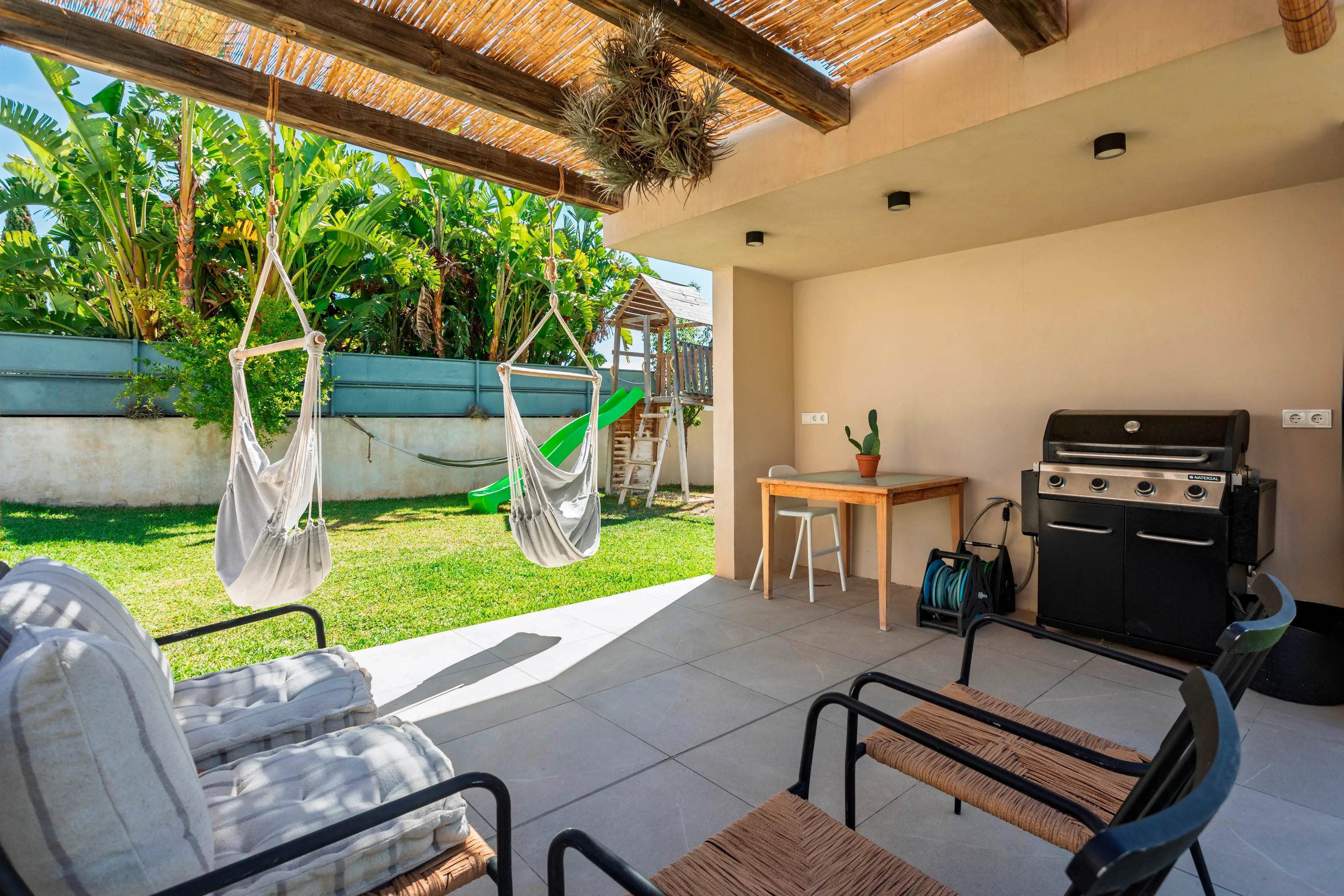 Impresionante villa familiar en una ubicación privilegiada-5