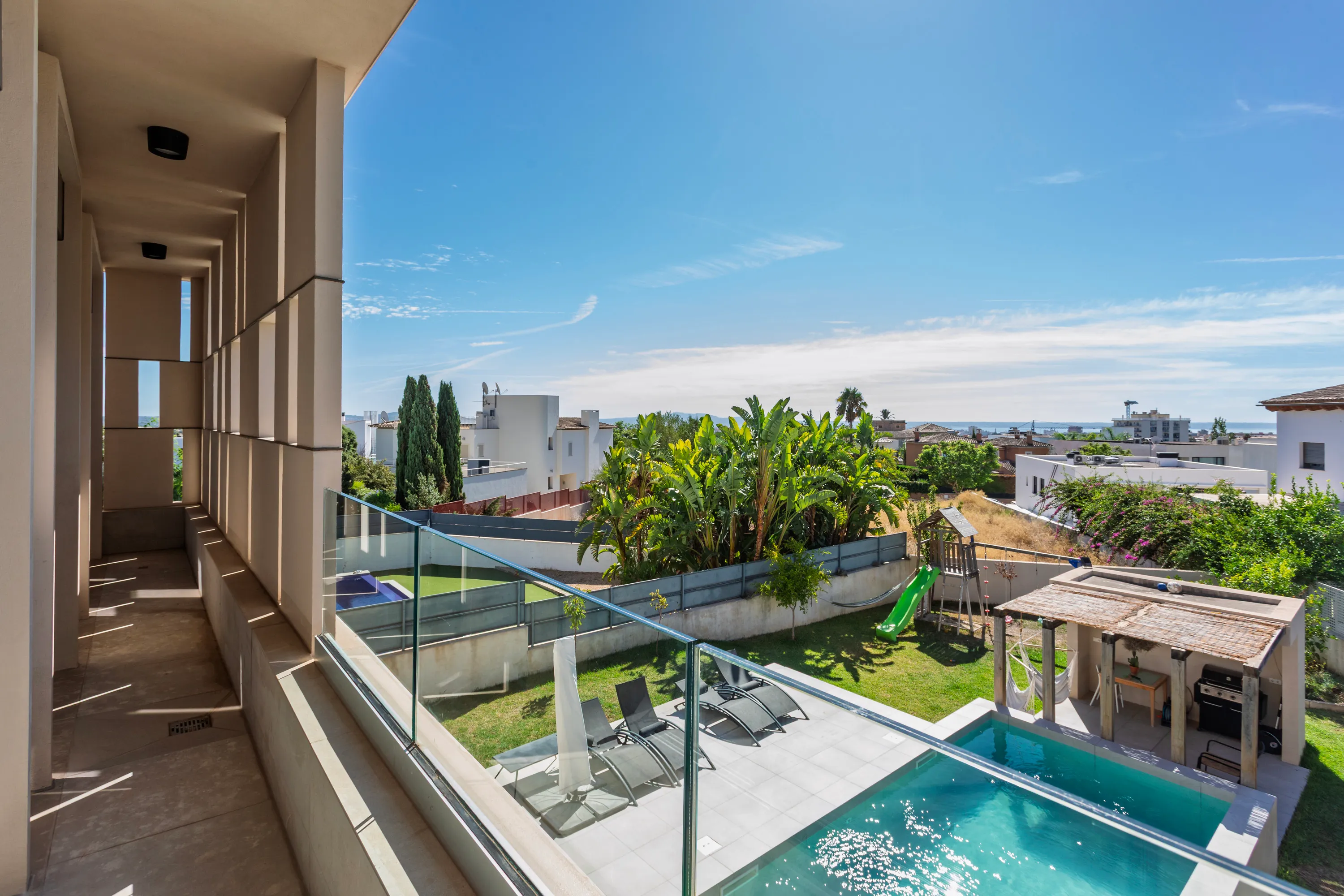 Impresionante villa familiar en una ubicación privilegiada-4