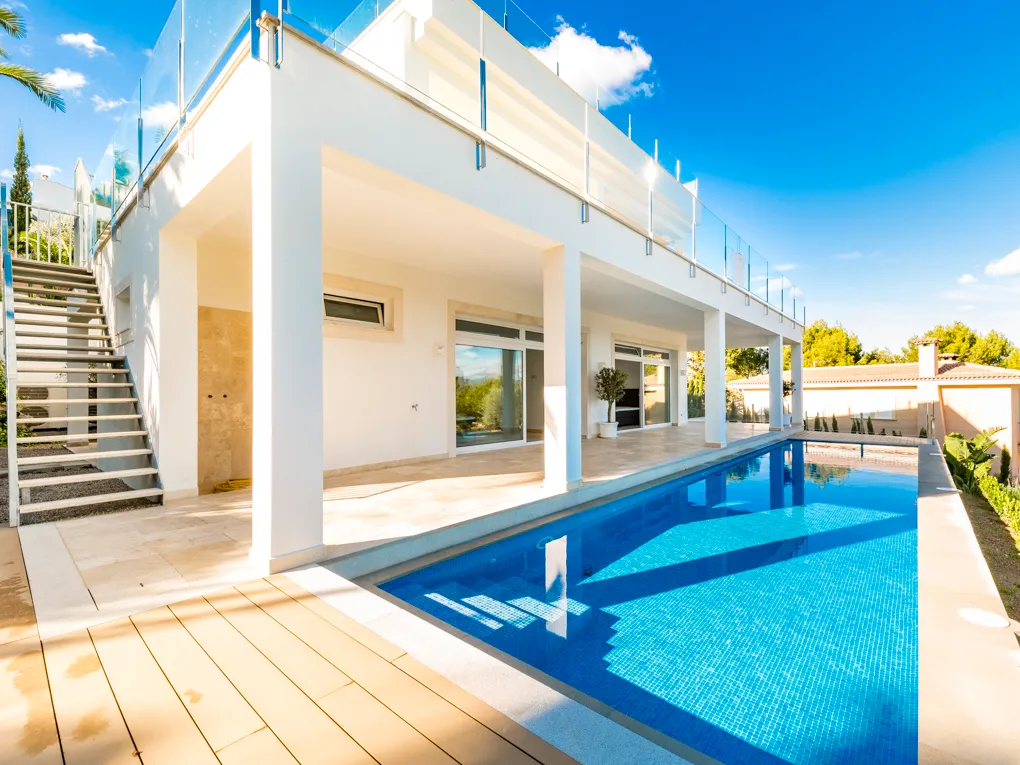 Familienvilla in Bestlage in Santa Ponsa-1