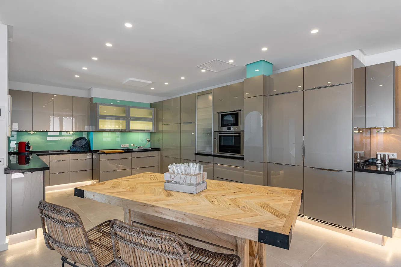 Spectacularly located seafront villa-8