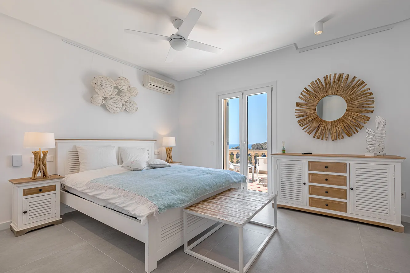 Spectacularly located seafront villa-6