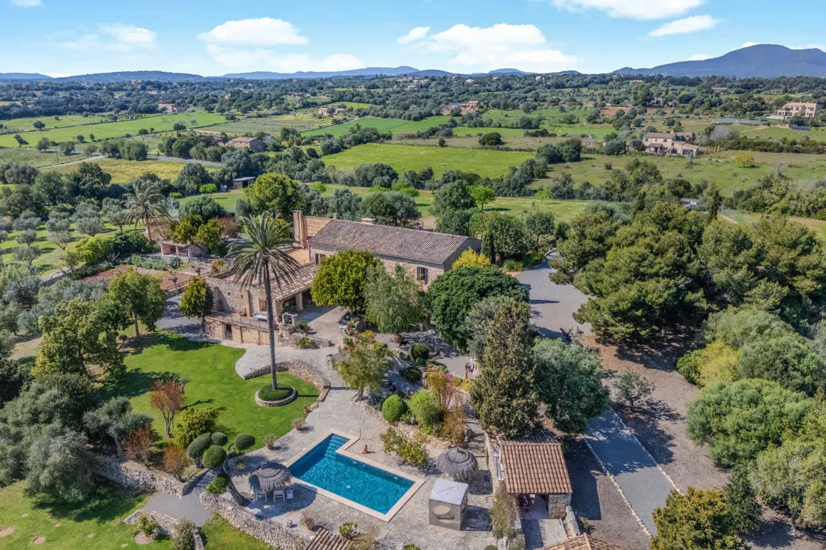 Historic natural stone finca, renovated with great attention to detail and offering breathtaking landscape views-1
