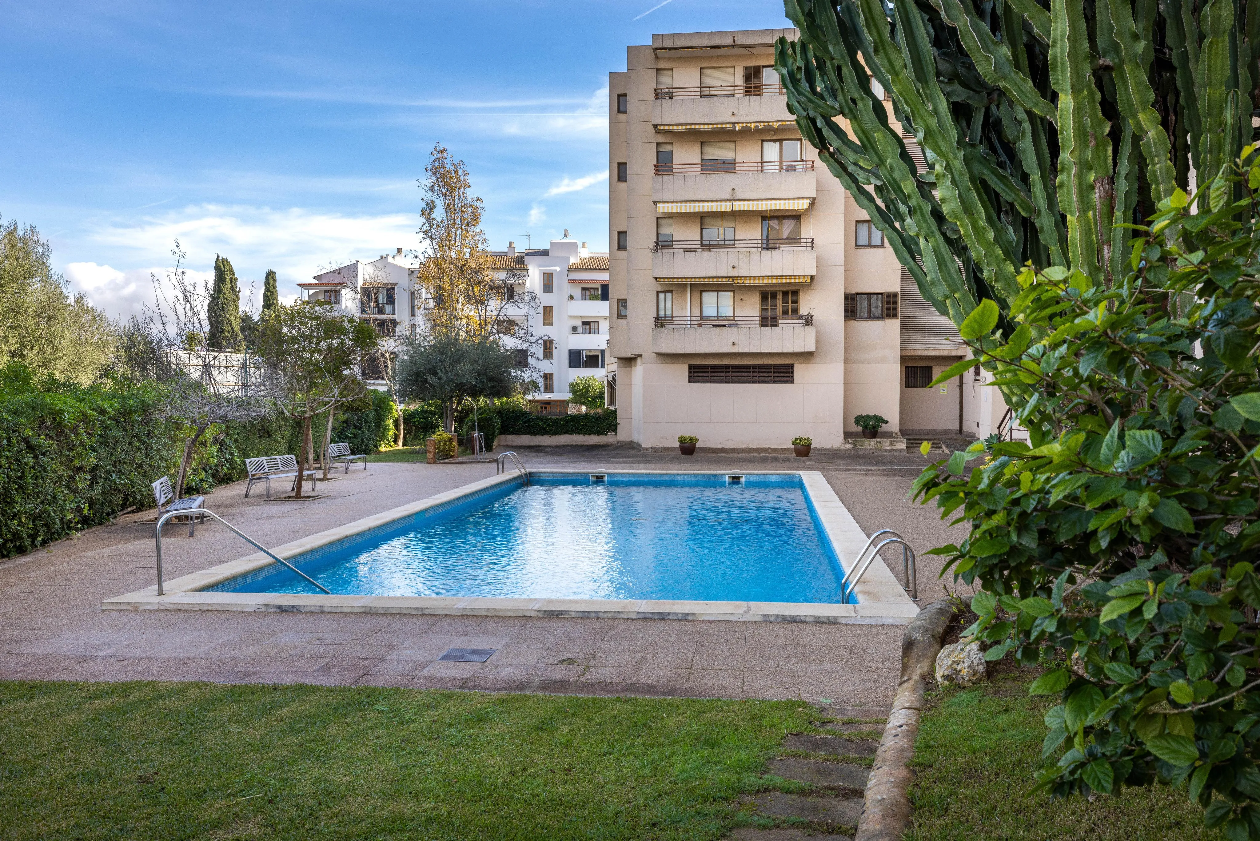 Elegante flat met veel potentieel in Sa Teulera-16