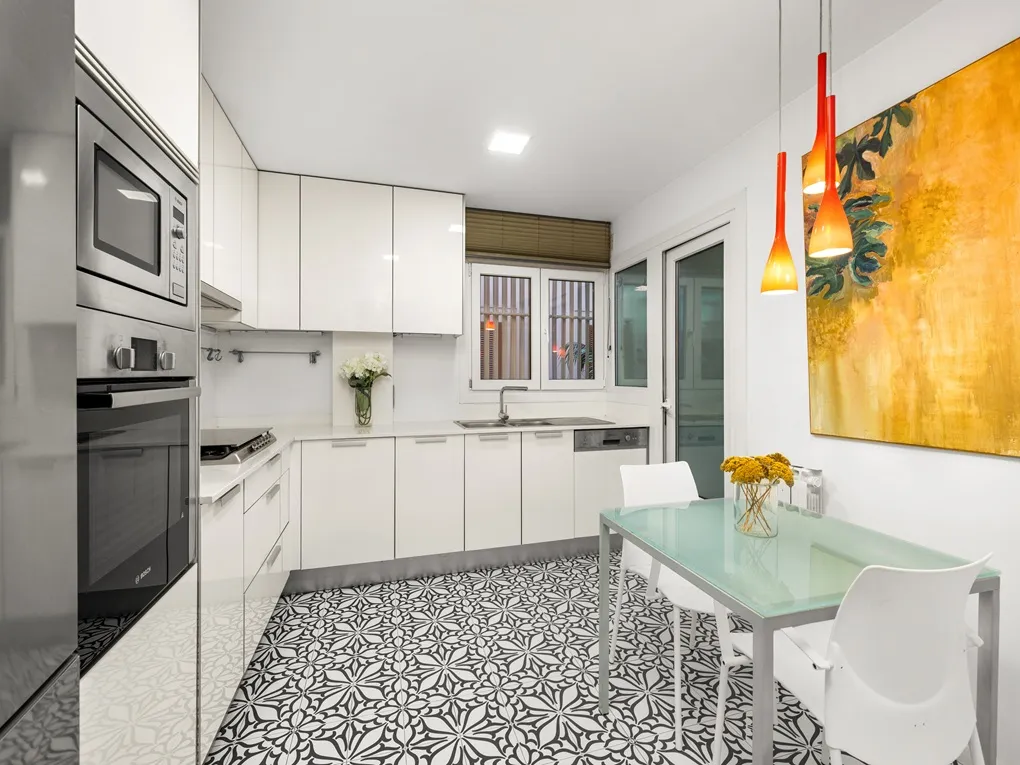 Elegant appartement met twee parkeerplaatsen vlakbij de kathedraal-7