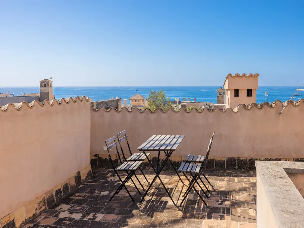 Elegant appartement met twee parkeerplaatsen vlakbij de kathedraal-2