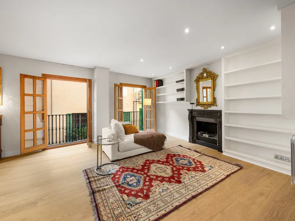 Elegant appartement met twee parkeerplaatsen vlakbij de kathedraal-5