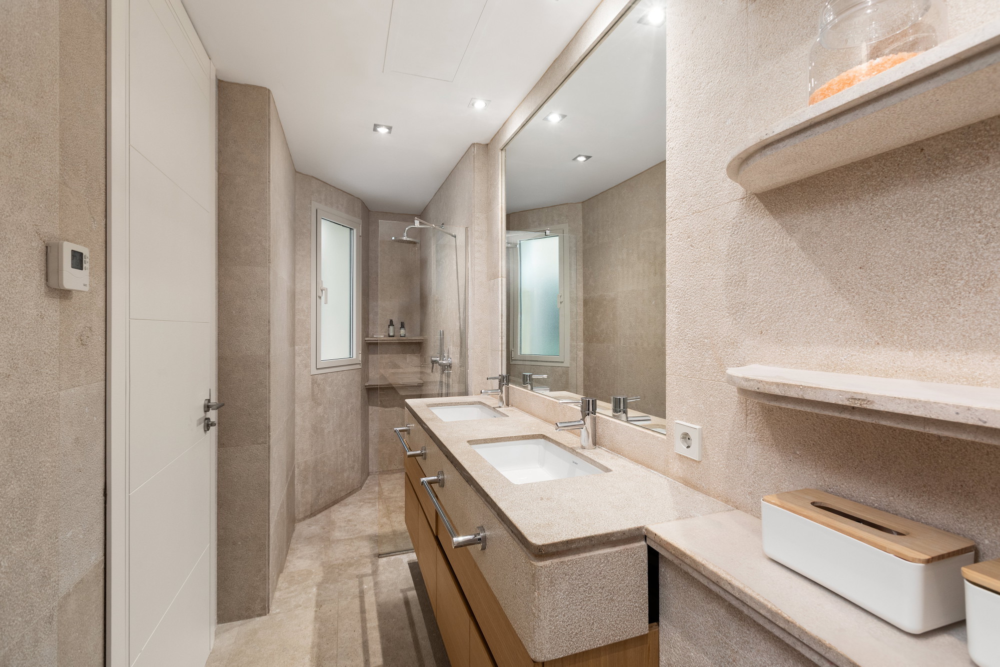 Light-Flooded, modern Apartment in an Exclusive Community in Cas Català-15