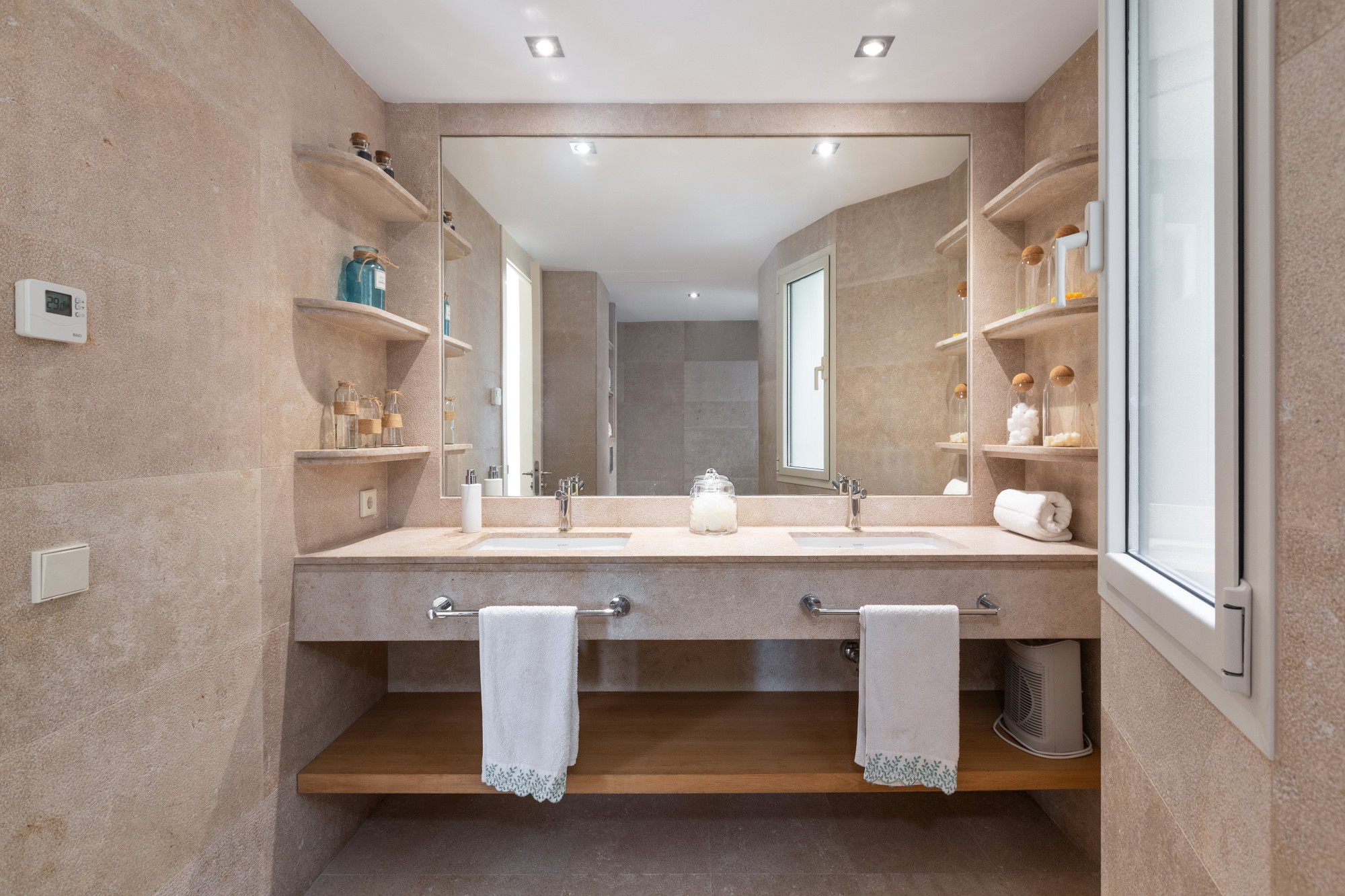 Light-Flooded, modern Apartment in an Exclusive Community in Cas Català-13