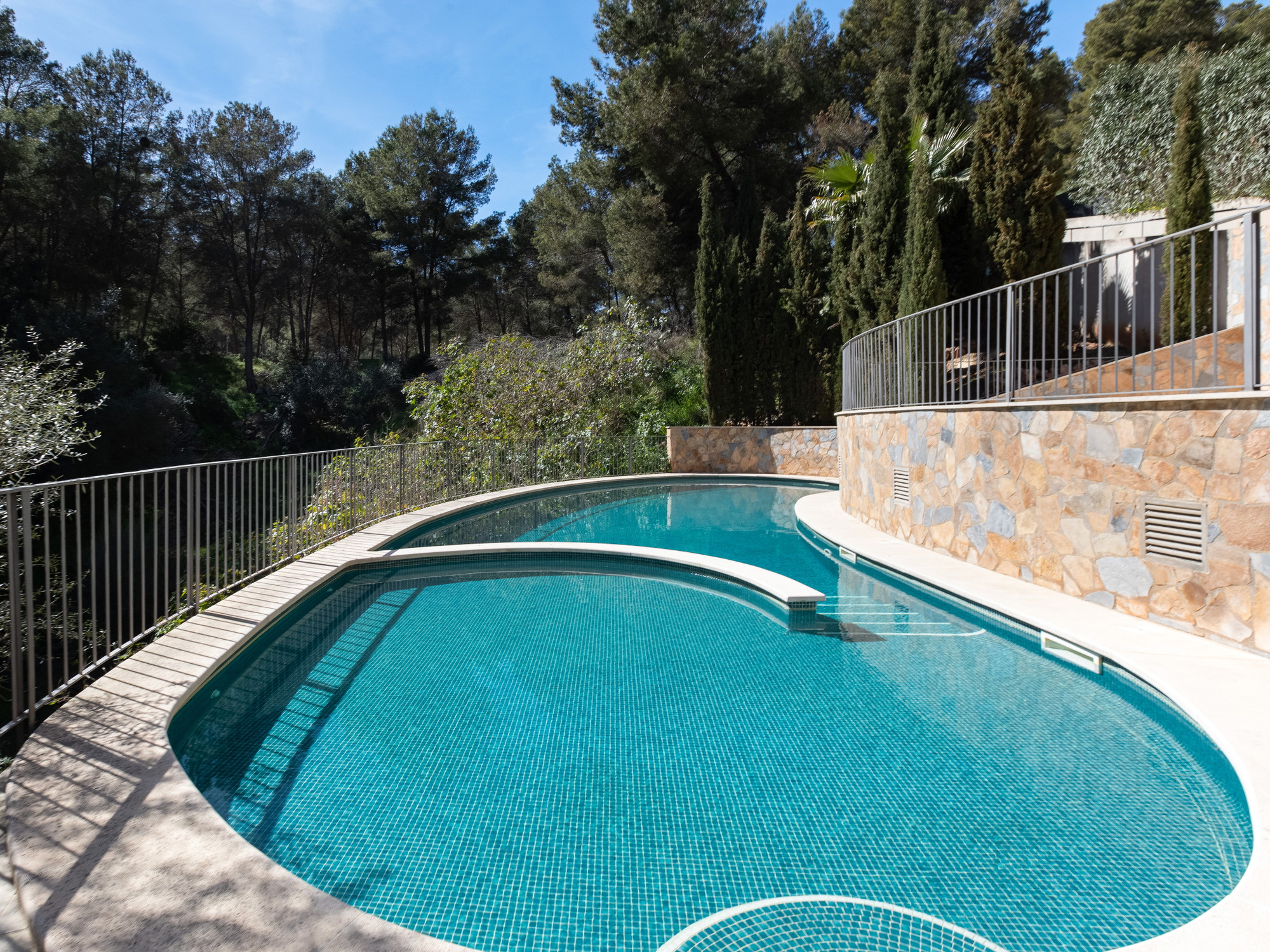 Light-Flooded, modern Apartment in an Exclusive Community in Cas Català-2