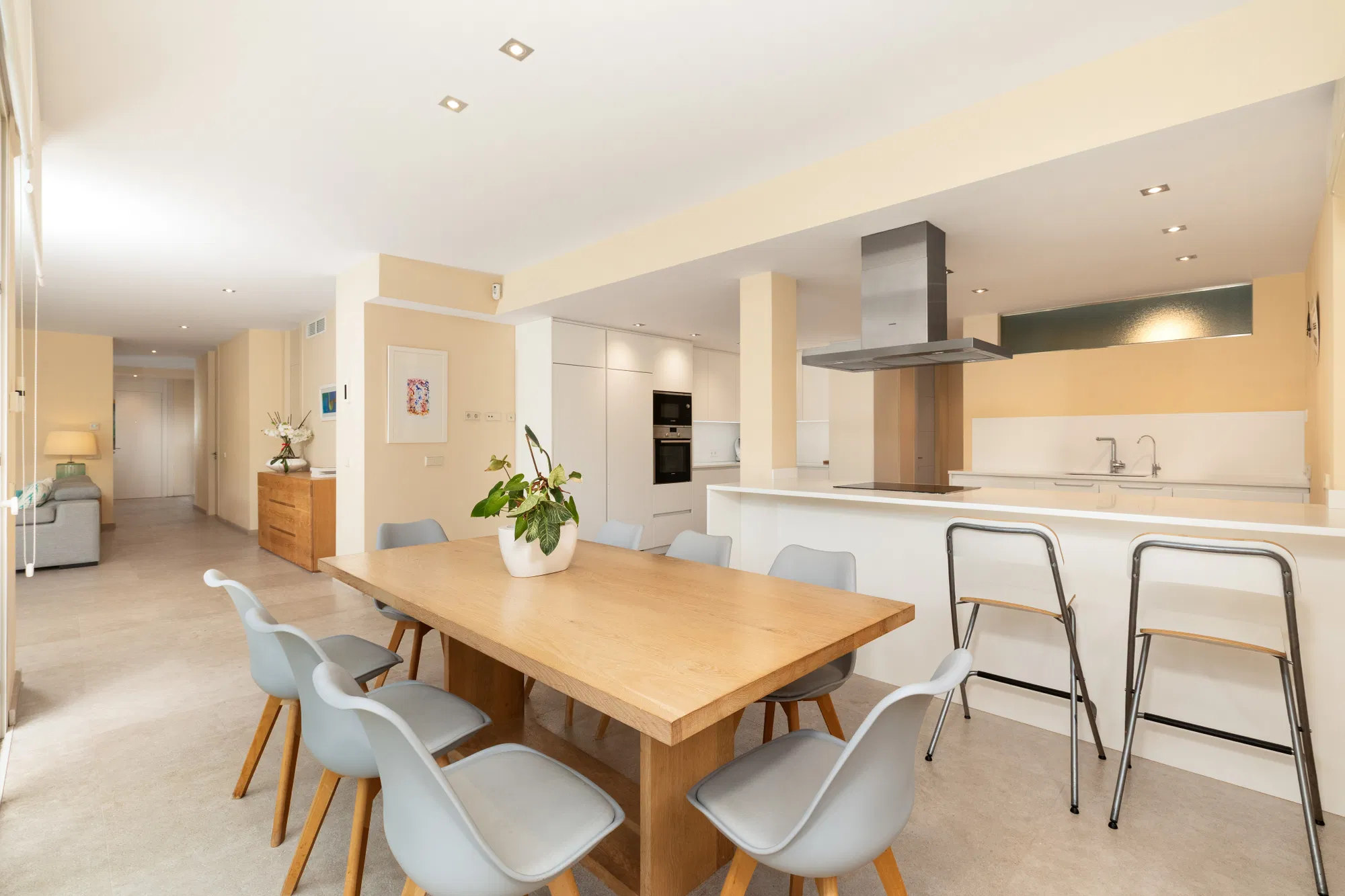 Light-Flooded, modern Apartment in an Exclusive Community in Cas Català-7