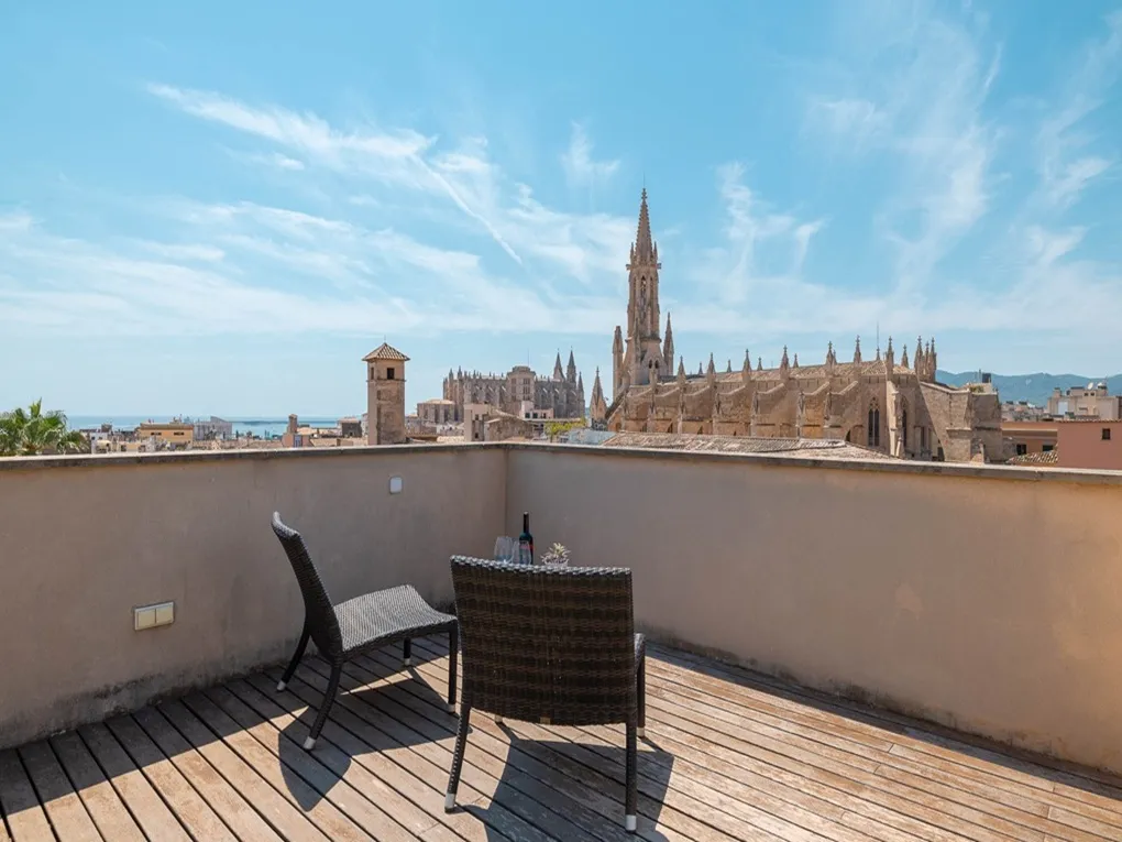 Penthouse in het hart van Palma met prachtige terrassen, lift & garage-2