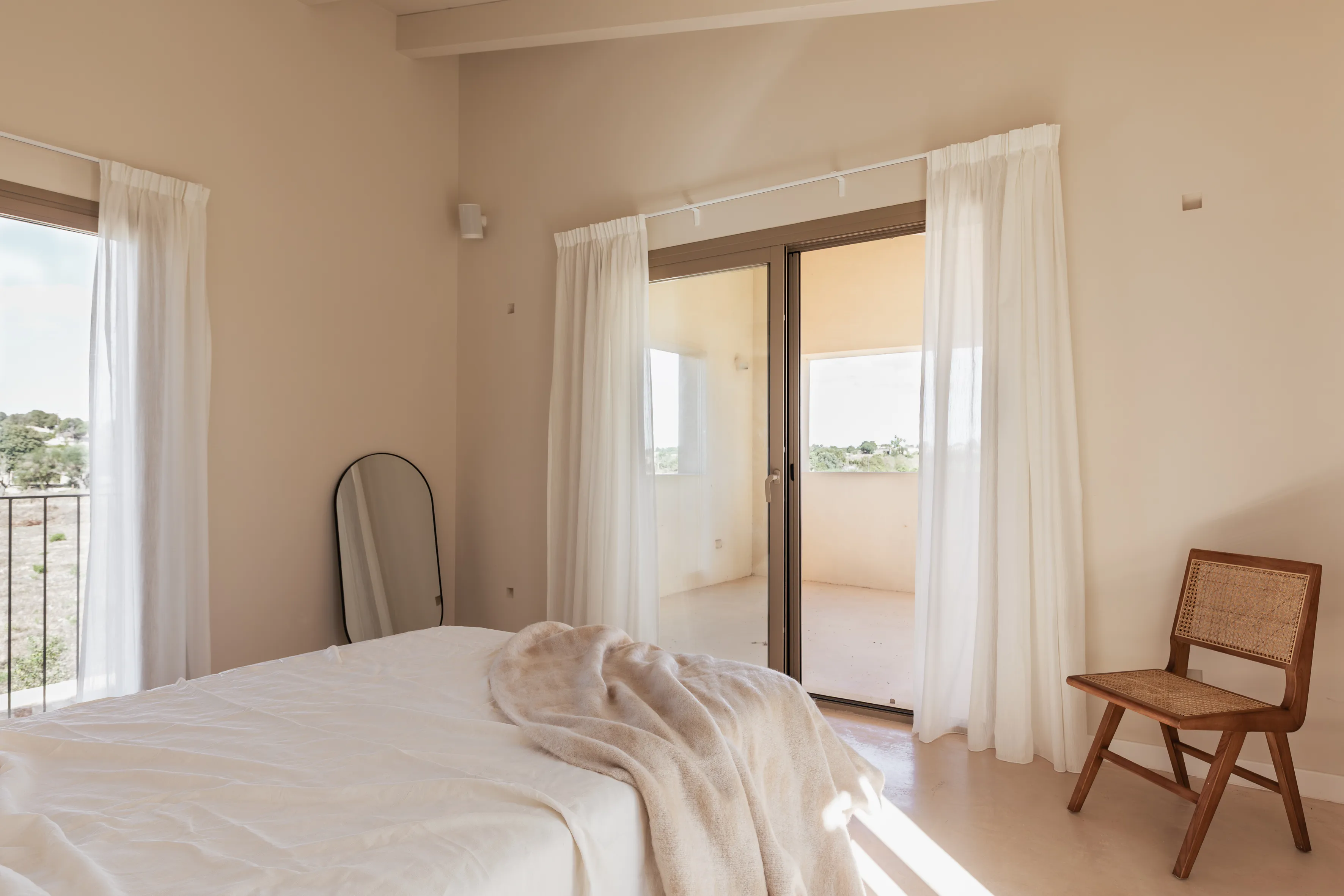 Lo stile di vita mediterraneo incontra l'eleganza moderna: una finca da sogno in una posizione tranquilla a Maria de la Salut.-6