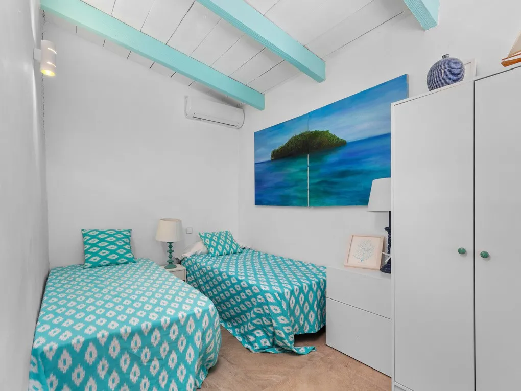 En families drømmehus nær stranden med privat pool-12