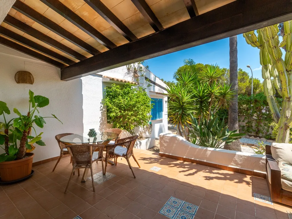 En families drømmehus nær stranden med privat pool-21