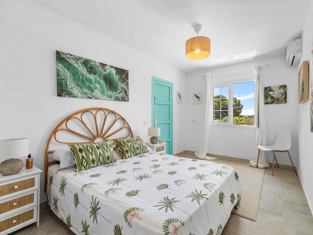 En families drømmehus nær stranden med privat pool-10