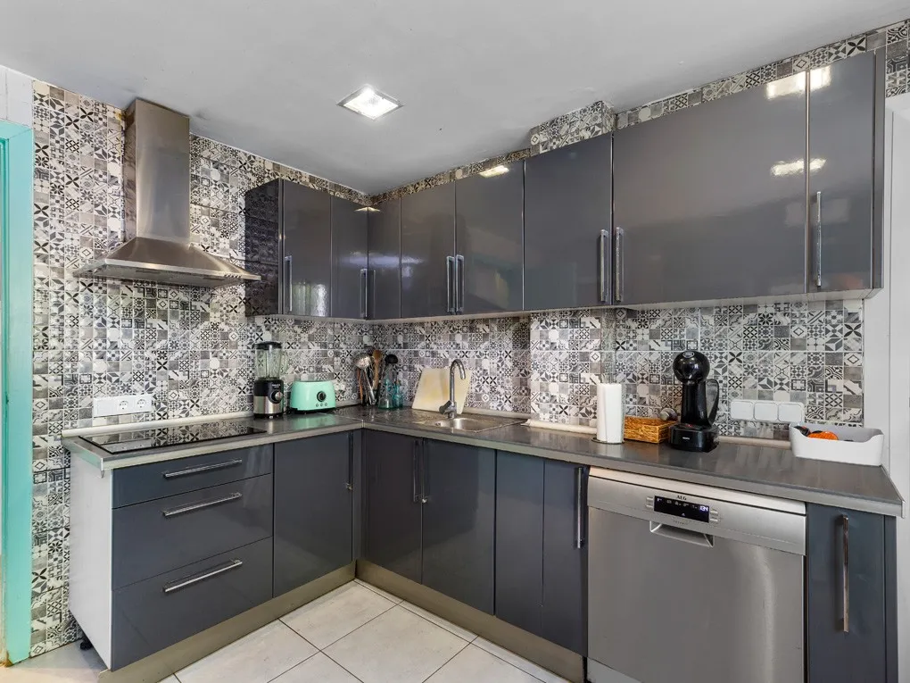 En families drømmehus nær stranden med privat pool-7