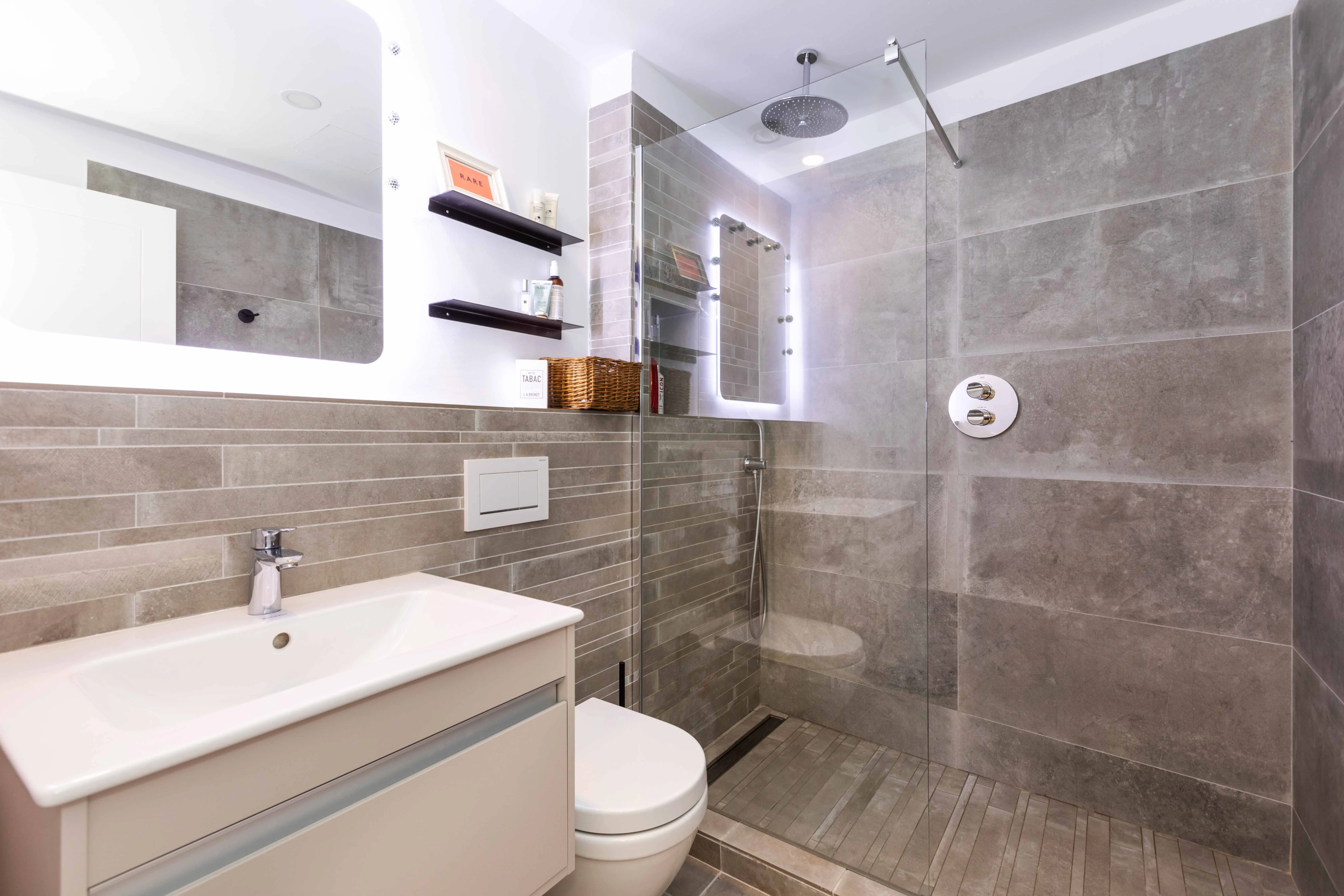 Modern newly built townhouse available in summer-10
