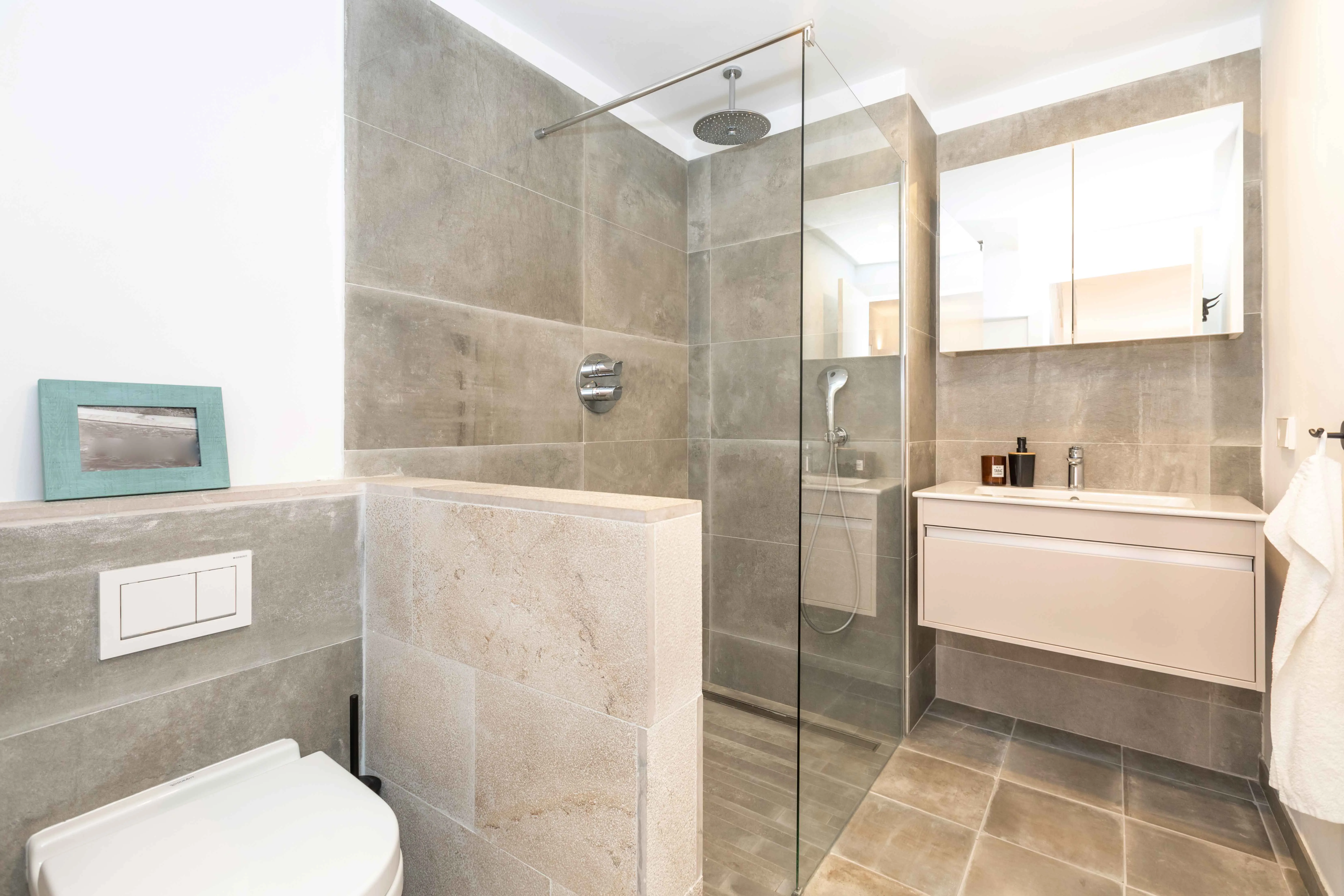 Modern newly built townhouse available in summer-11
