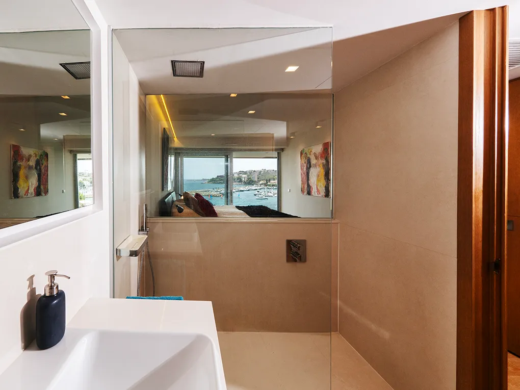 Luxueus appartement met uitzicht op zee-7