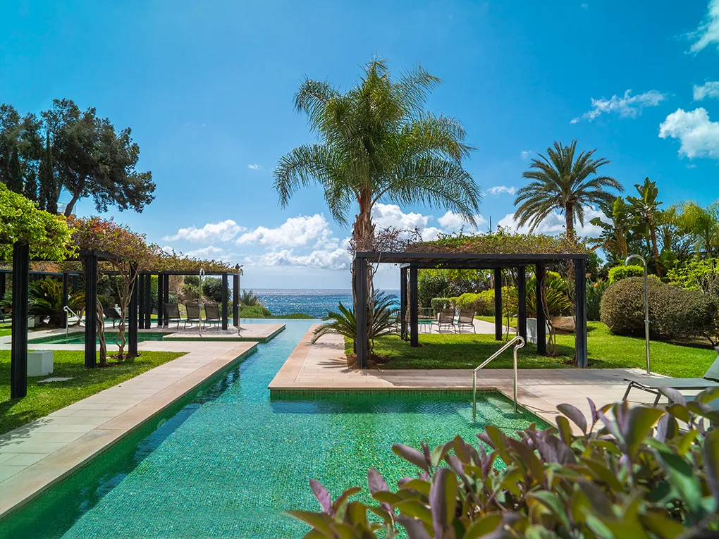 Luxueus appartement met uitzicht op zee-12