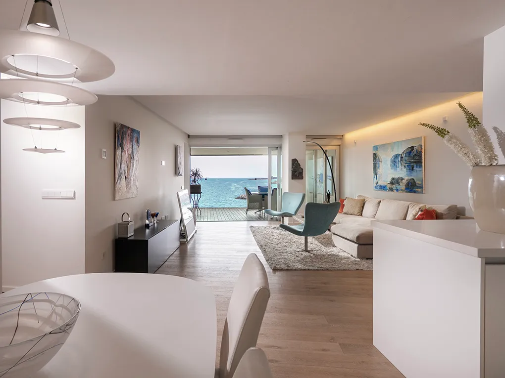 Luxueus appartement met uitzicht op zee-3