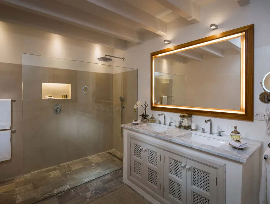 Sir Richard Branson's Sa Terra Rotja-10