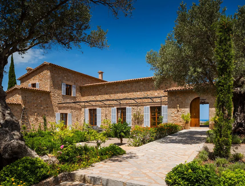 Sir Richard Branson's Sa Terra Rotja-2