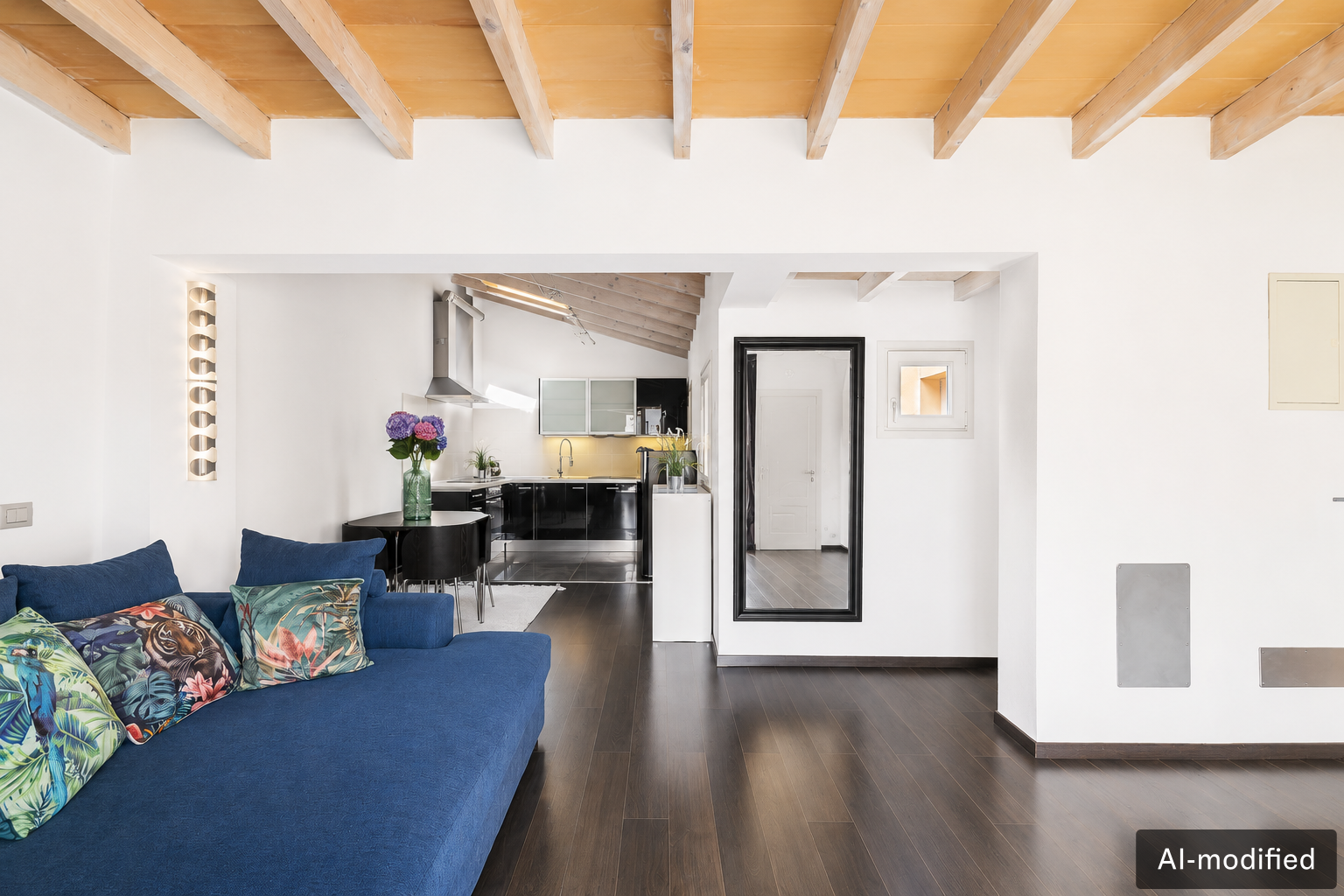 Stylish penthouse with spacious terraces in the heart of the Old Town-5