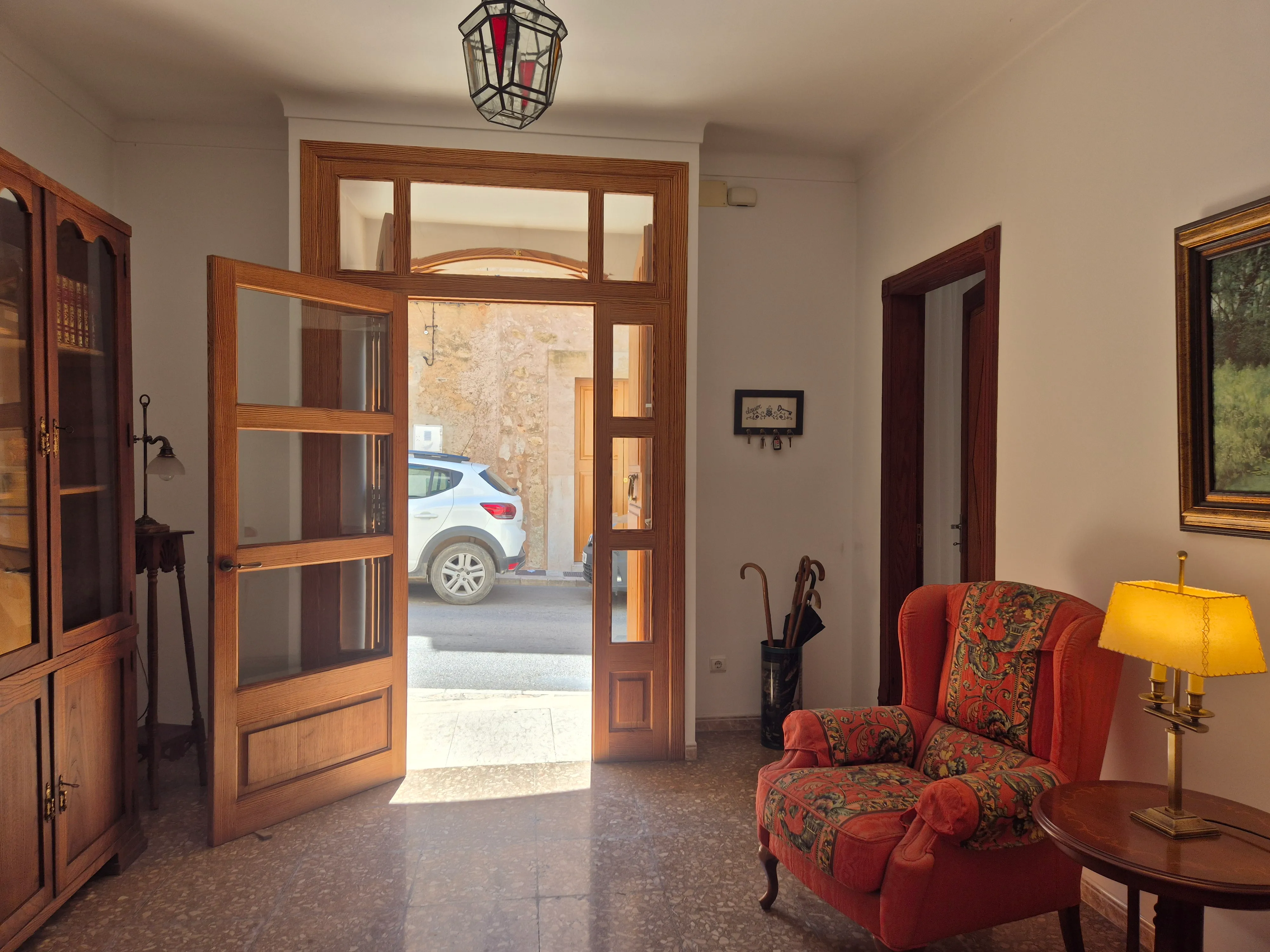 Àmplia casa de poble amb pati interior a Sencelles-16