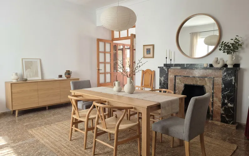 Spacious townhouse with courtyard in Sencelles