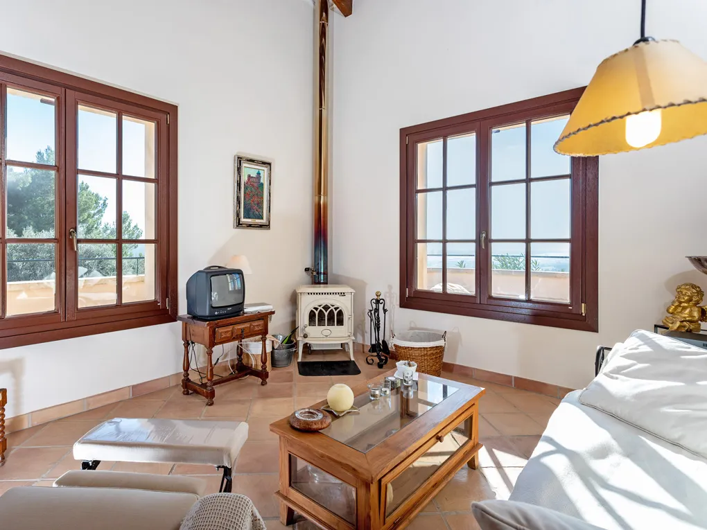 Mediterrane Villa mit Panoramablick nahe Palma-7