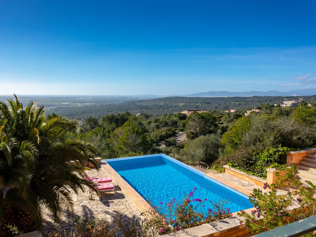 Mediterrane Villa mit Panoramablick nahe Palma-18