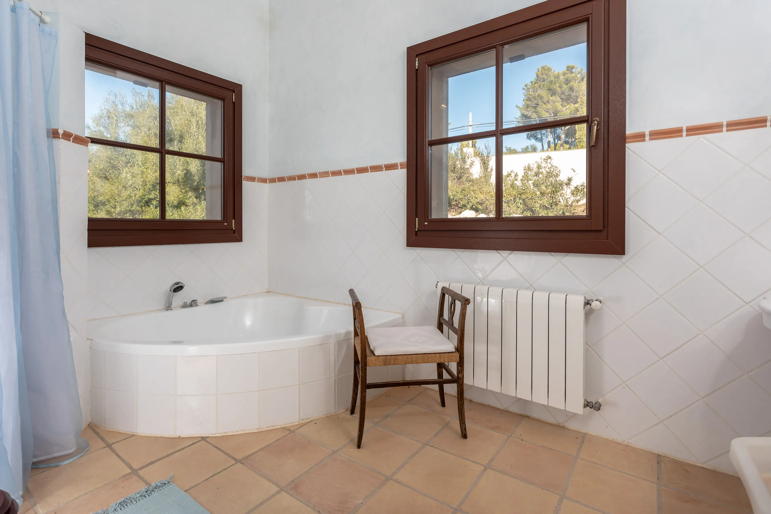 Mediterrane Villa mit Panoramablick nahe Palma-11