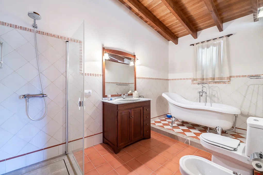 Charmante, stijlvolle finca in het afgelegen hart van Mallorca-14