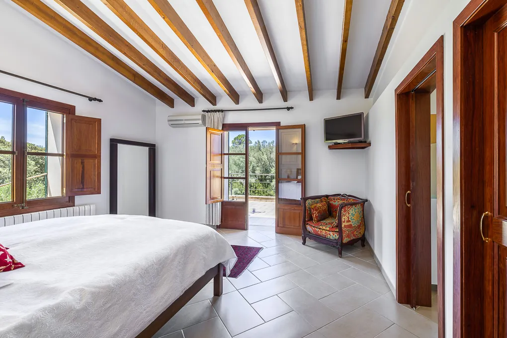 Charmerende, stilfuld finca i det afsondrede hjerte af Mallorca-11