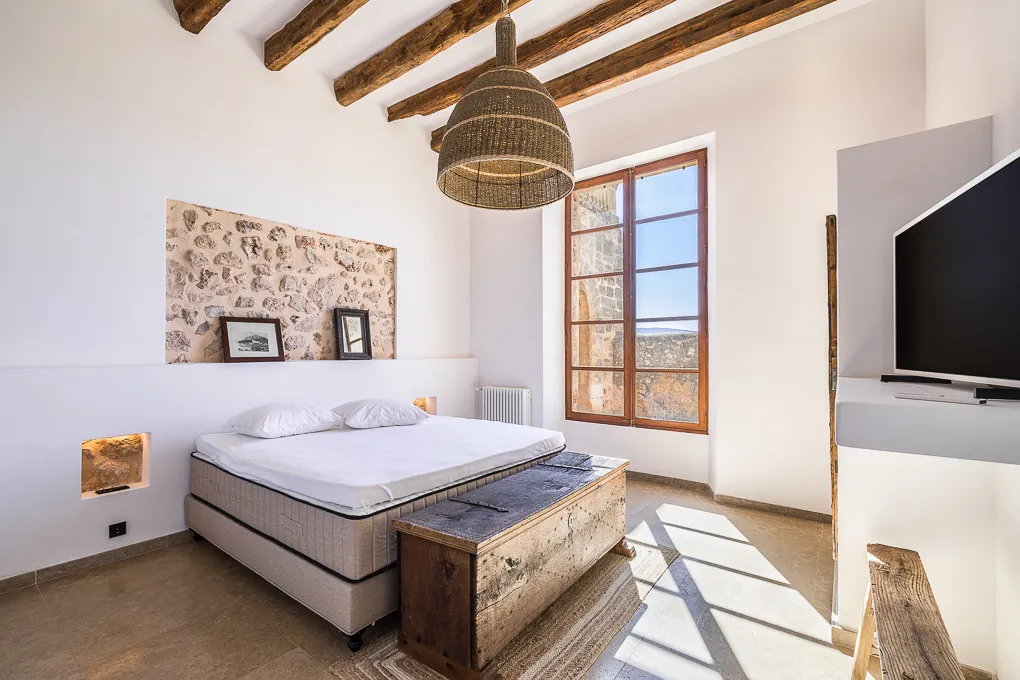 Extraordinaria finca modernizada en Santa Maria-15