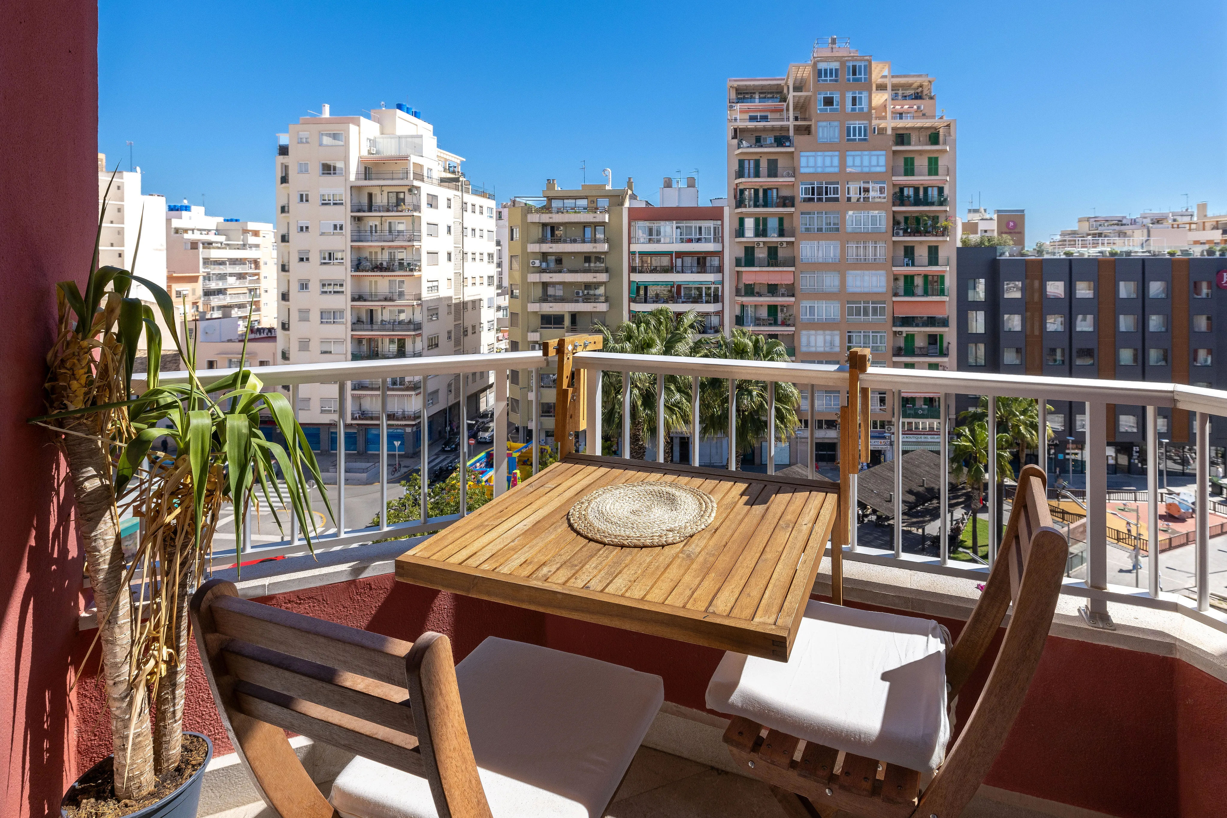 Moderne lejlighed med central beliggenhed-2