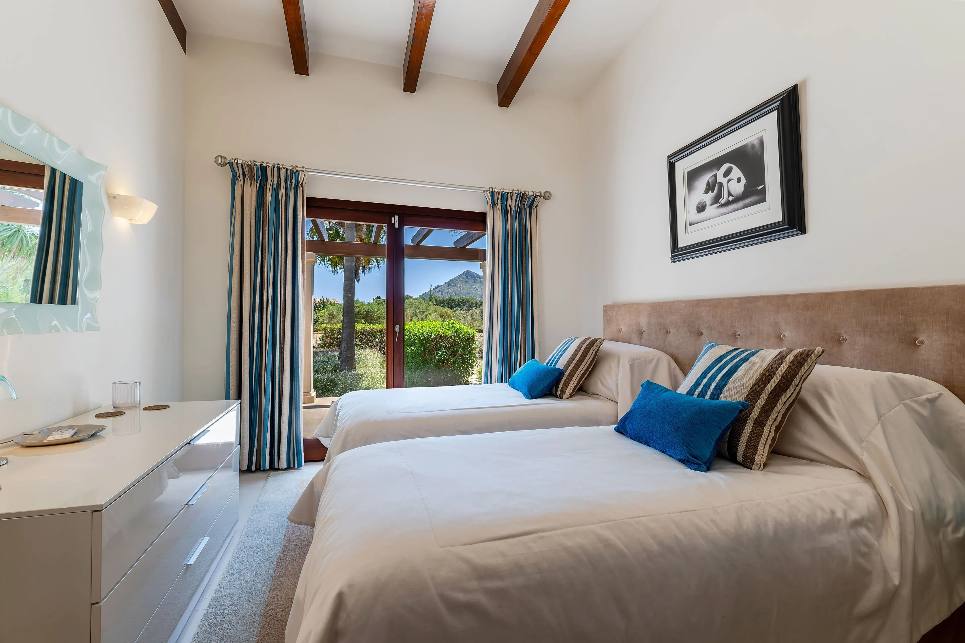 Elegant landgoed met 6 slaapkamers, gastenverblijf, zwembad & uitzicht op de bergen in Pollensa-12