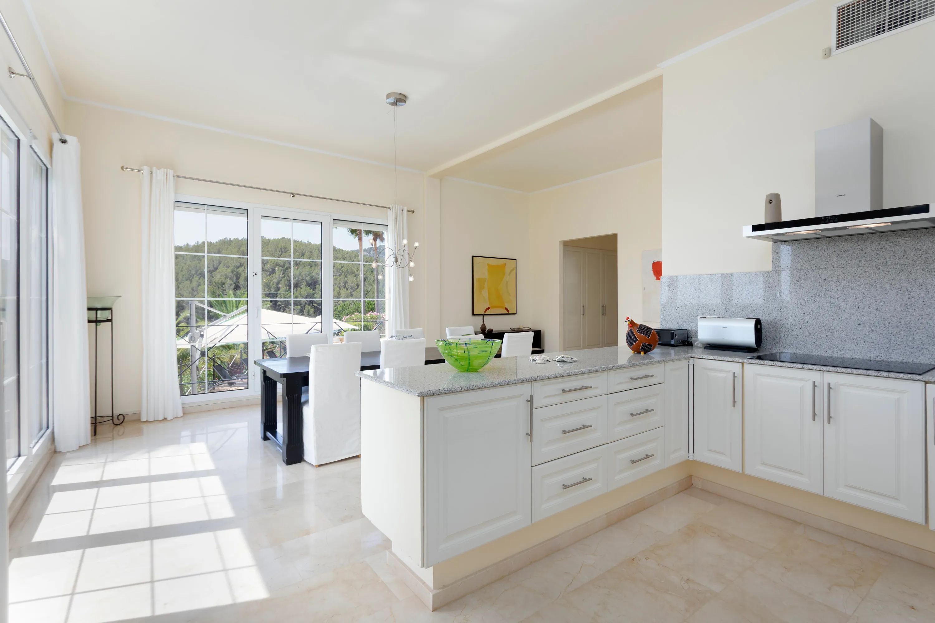 Großzügige Villa mit Ferienvermietungslizenz in exklusiver Lage von Son Vida-20