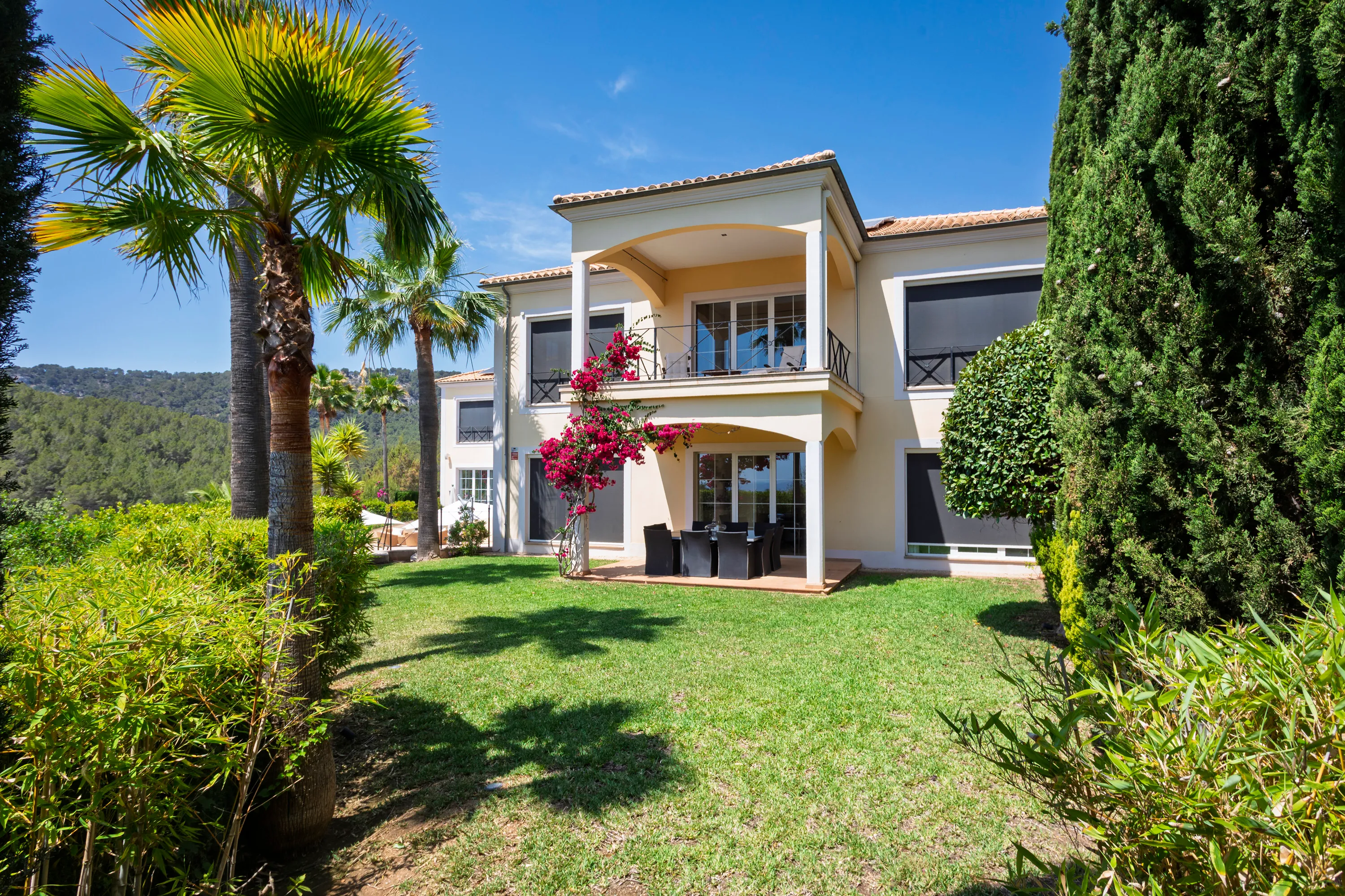 Przestronna willa z licencją na wynajem wakacyjny w ekskluzywnej lokalizacji w Son Vida-3