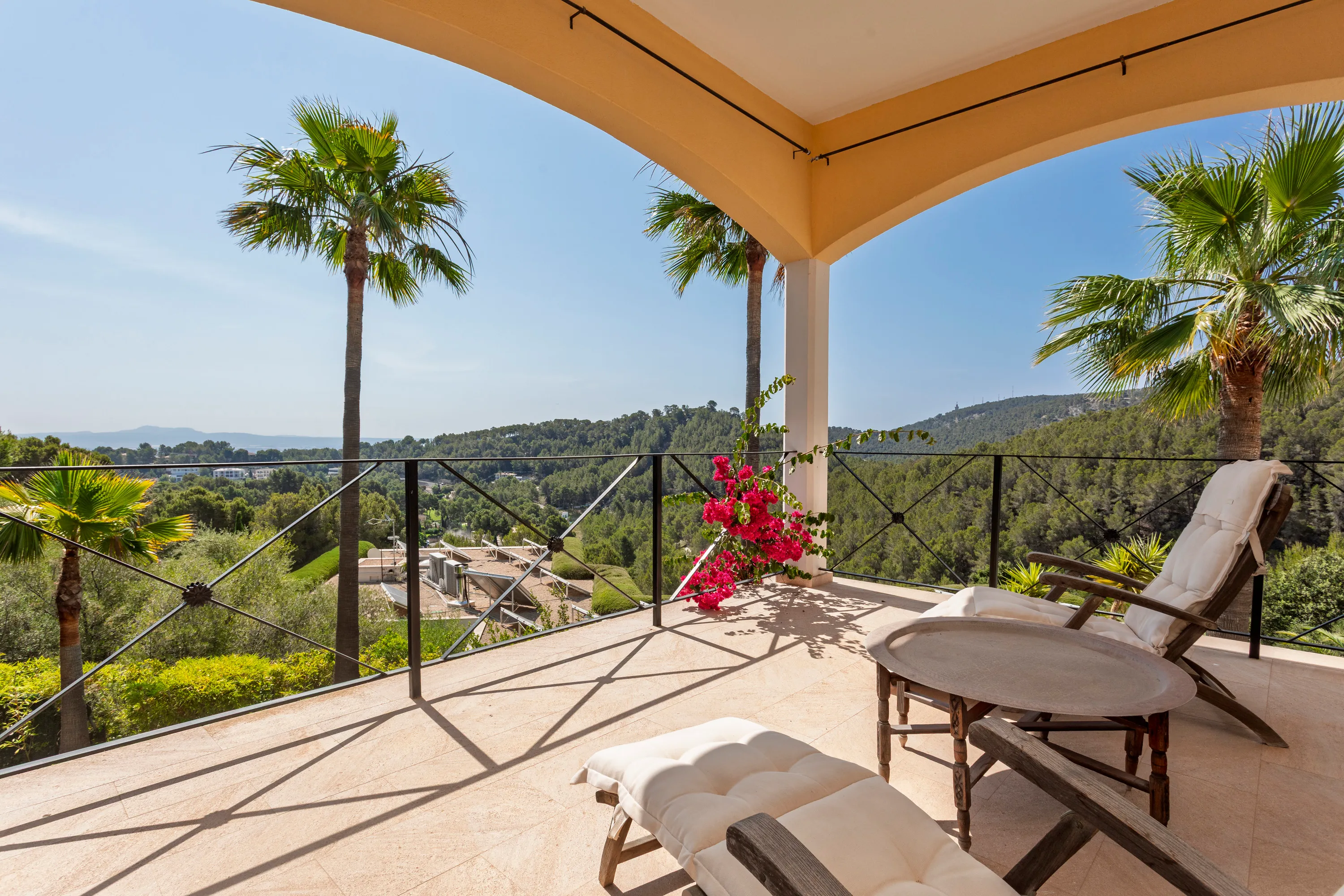 Amplia villa con licencia de alquiler vacacional en ubicación exclusiva de Son Vida-10