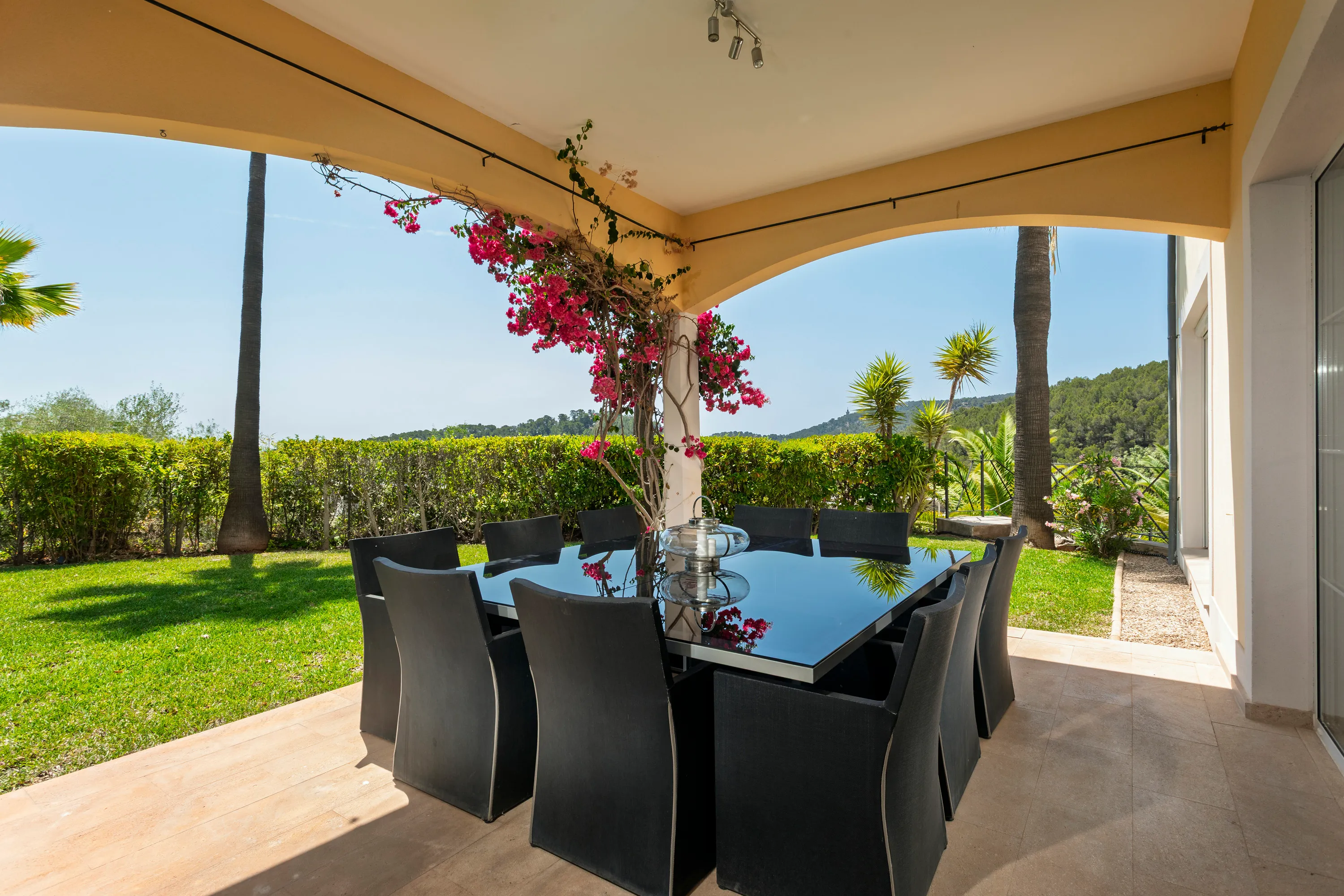 Großzügige Villa mit Ferienvermietungslizenz in exklusiver Lage von Son Vida-22