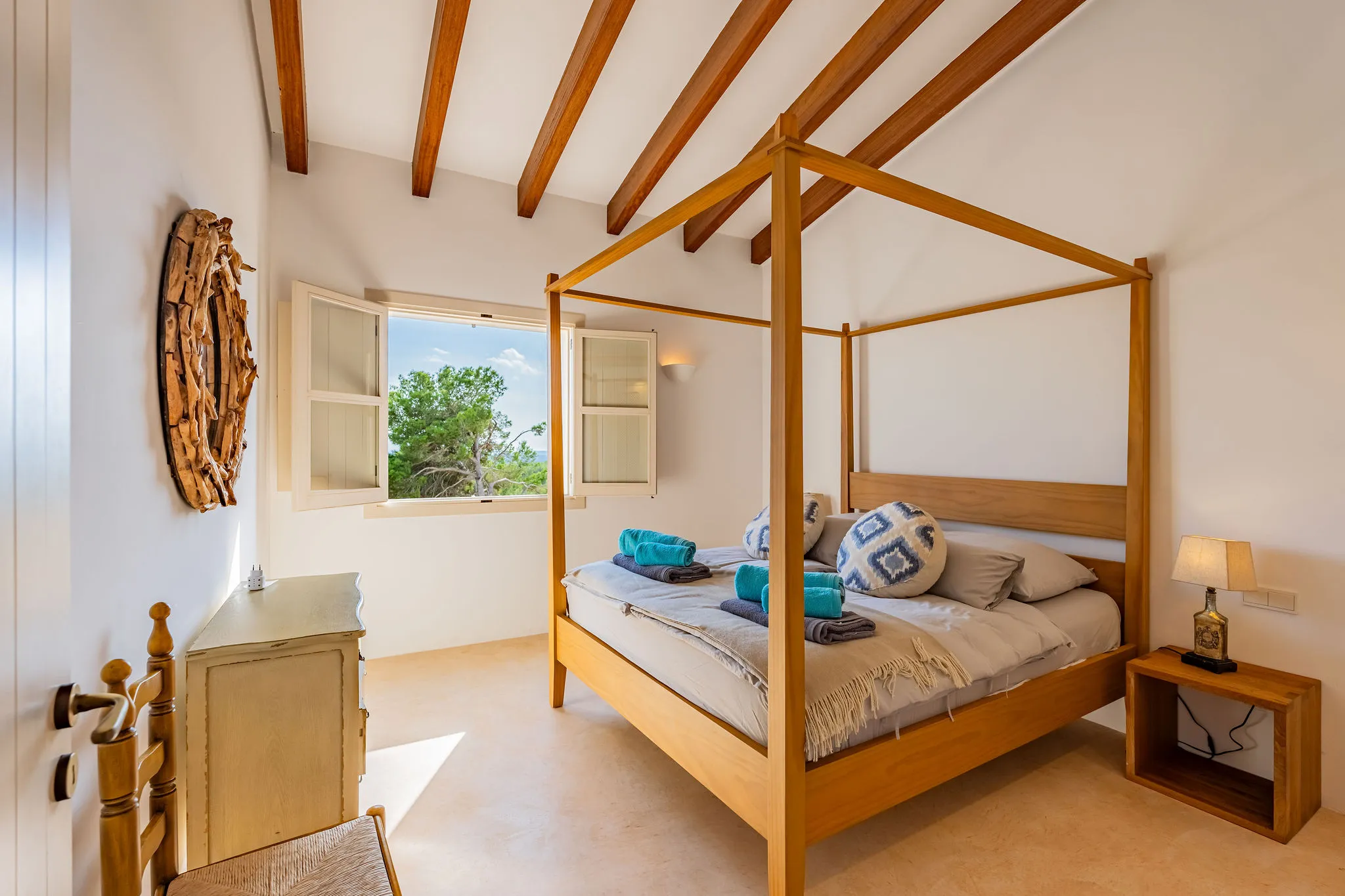 Уникальный оазис в финке в окружении средиземноморской природы-16