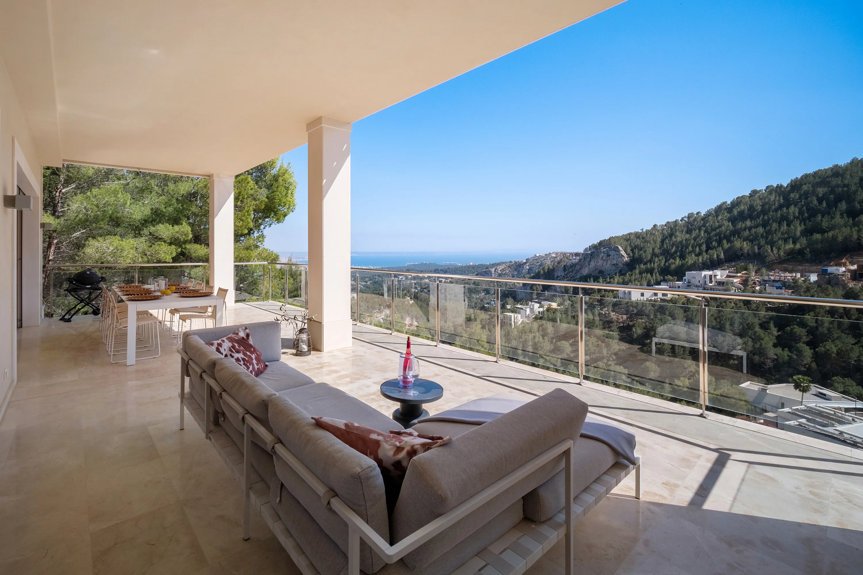 Villa with Spectacular Sea Views in Son Vida – With Renovation Project-4