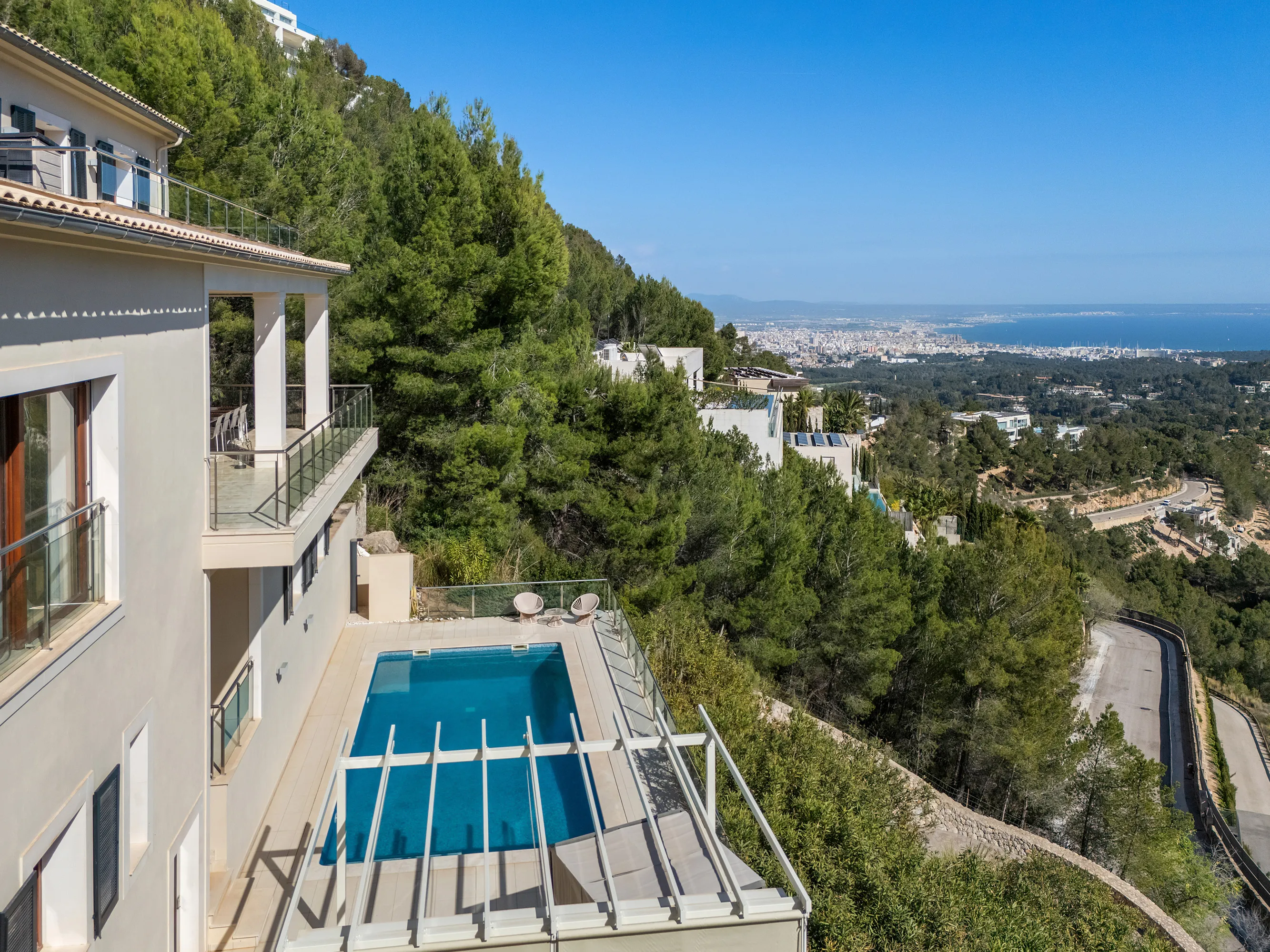 Villa with Spectacular Sea Views in Son Vida – With Renovation Project-2